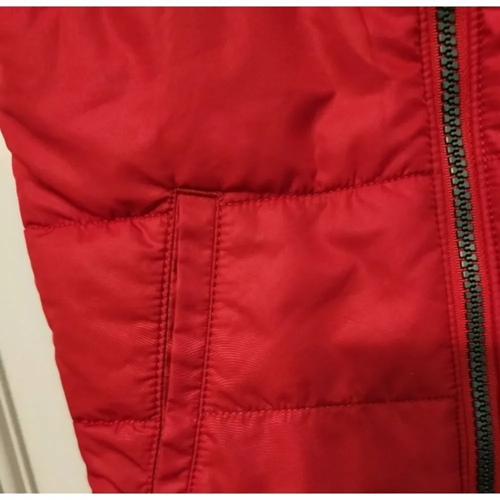 Cutest adorable dapper kids 3T puff best with plaid inside and accebts. Like new